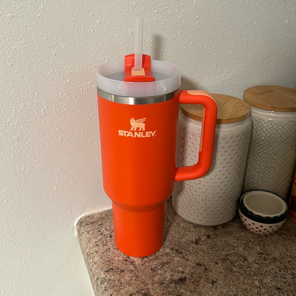 Stanley 40 oz tumbler